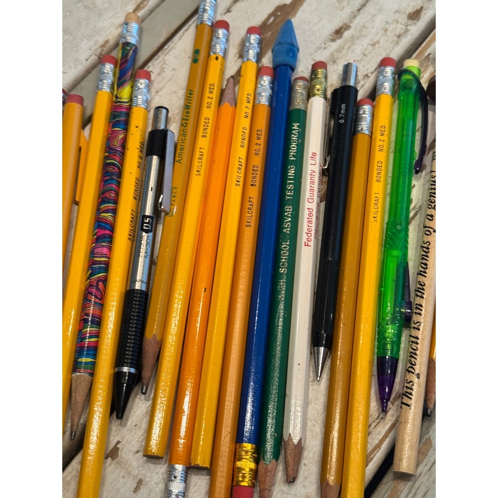 Lot 25 Pencils (Some Vintage) American Eco Writer, Lovett, US Armed Forces
